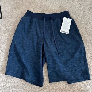 Lululemon T.H.E Short 9” Lined